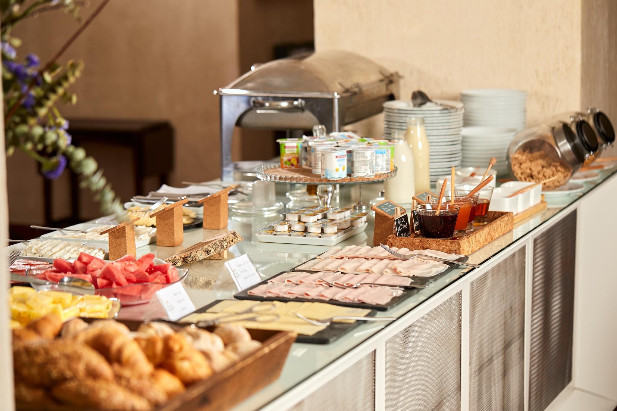 Pateo Dos Solares Charm Hotel Estremoz Bagian luar foto