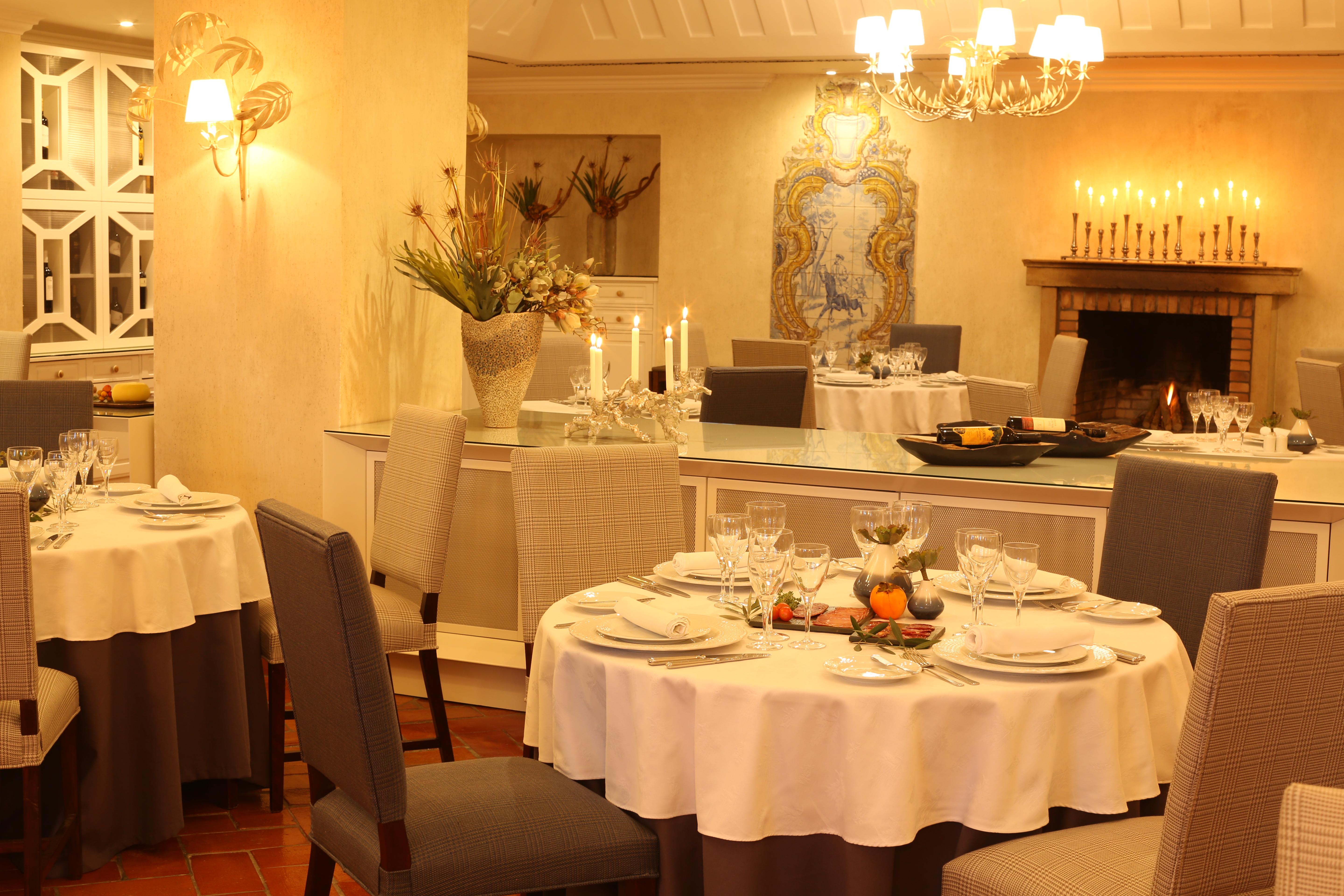 Pateo Dos Solares Charm Hotel Estremoz Bagian luar foto